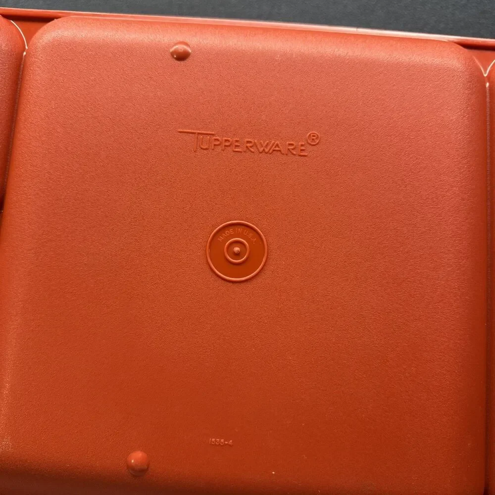 Tupperware vintage set